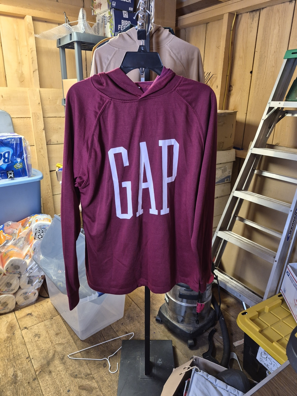 GAP  Maroon Hooded Long-Sleeve Sweatshirt with White Logo Bin 42
